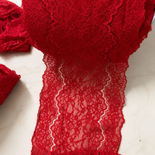 Dentelle - Scandale